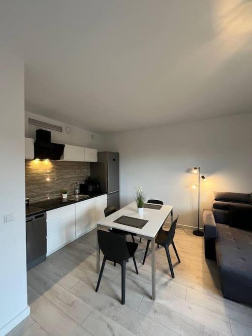 New Apartment Old Town -6 People - 200M Town Hall Breslau Exterior foto